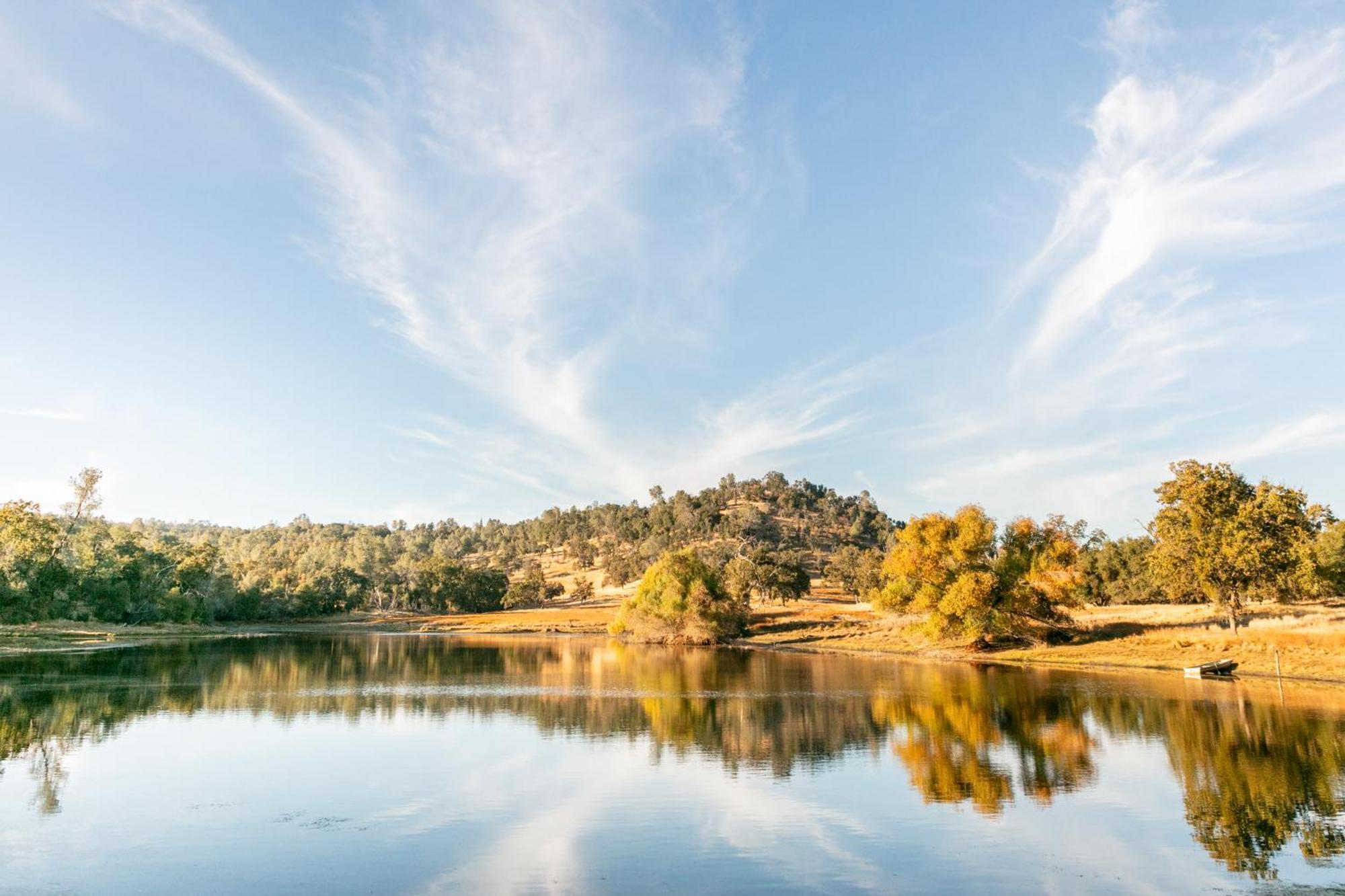 Rolling Oaks Ranch - 200 Acres Of Lakeside Beauty & Countryside Serenity Mariposa Eksteriør bilde
